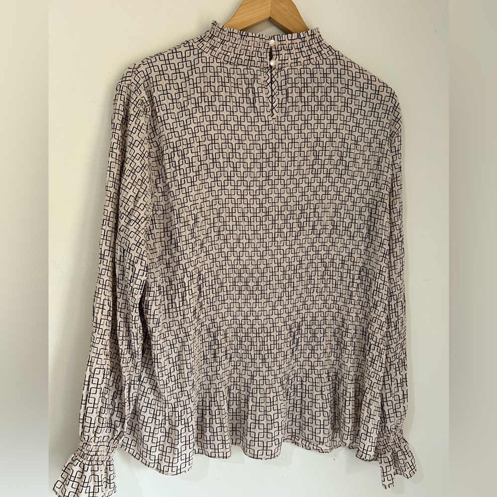 Adrianna Papell Black and White Patterned Blouse - Picture 6 of 8